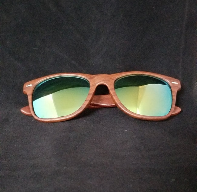 WOODEN SUNGLASSES
