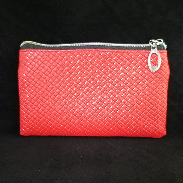 WOVEN CLUTCH